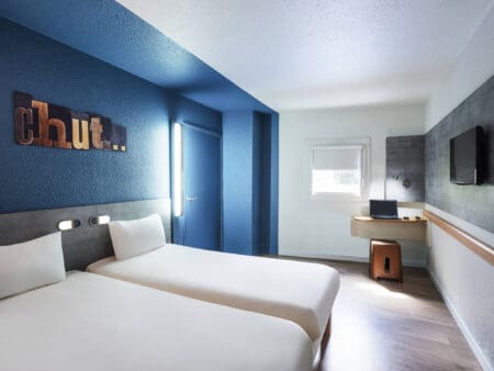 2608 ro 04 p 2048x1536